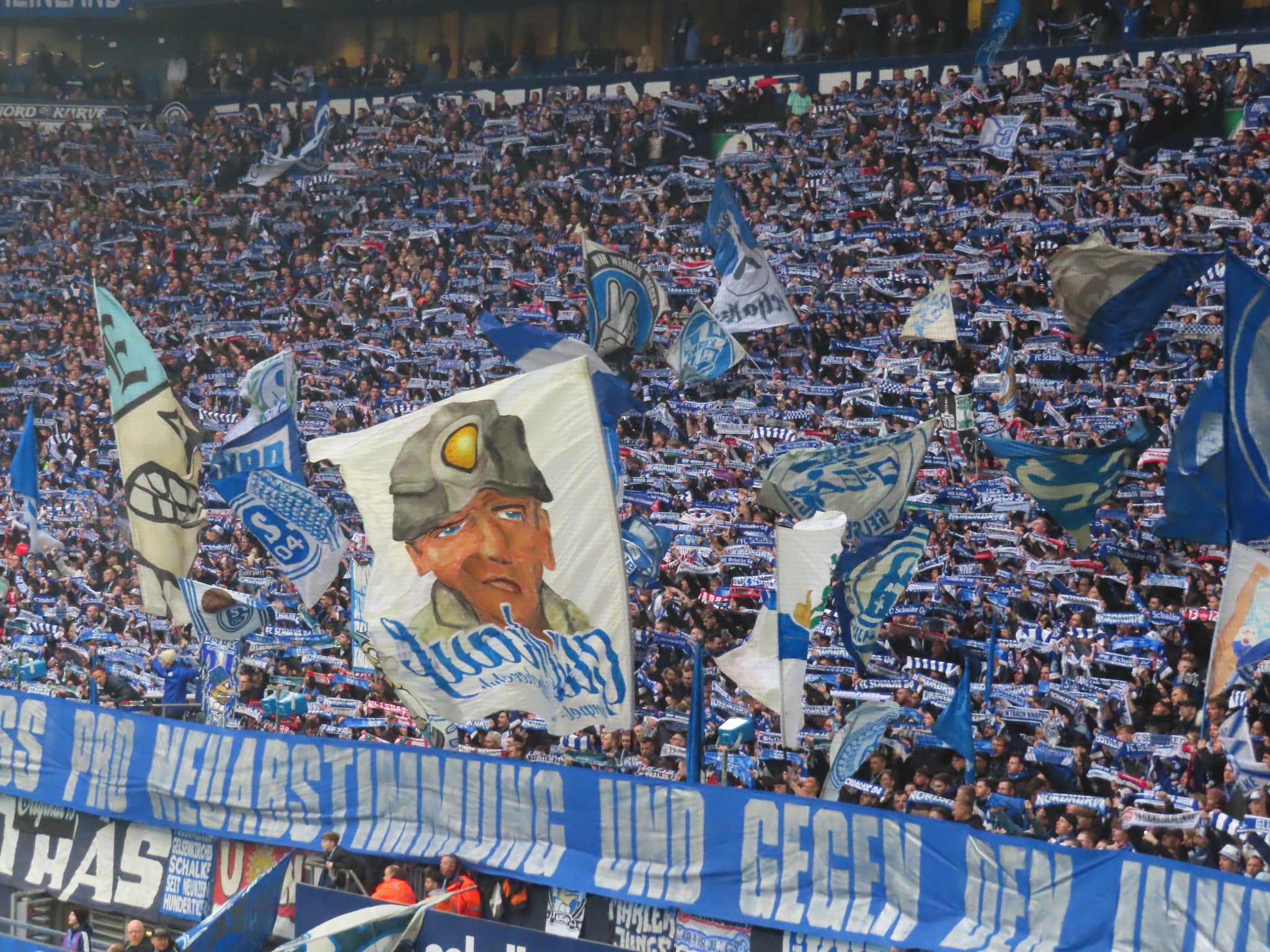 FC Schalke 04 – SV Wehen 1-0 (16)
