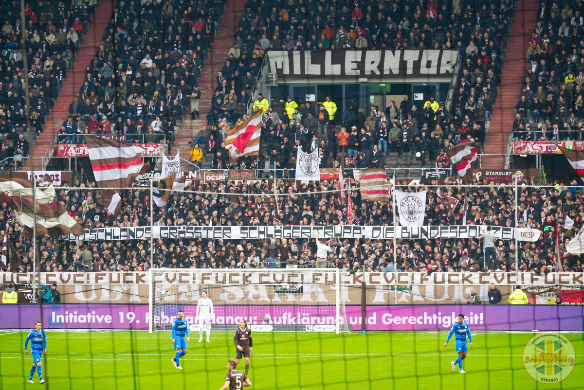 FC St. Pauli – Eintracht Braunschweig (9)