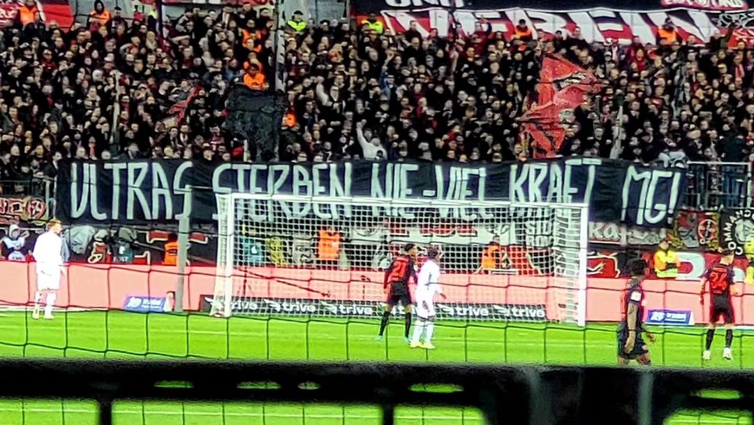 Bayer 04 Leverkusen – 1. FSV Mainz 05 2-1 (1)