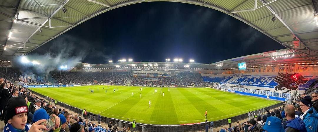 1. FC Magdeburg – FC Schalke 04 3-0 (6)