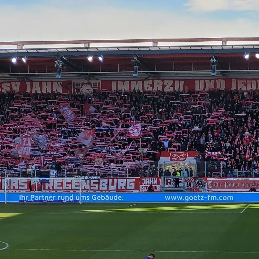 SSV Jahn Regensburg – FC Erzgebirge Aue 0-0 (1)