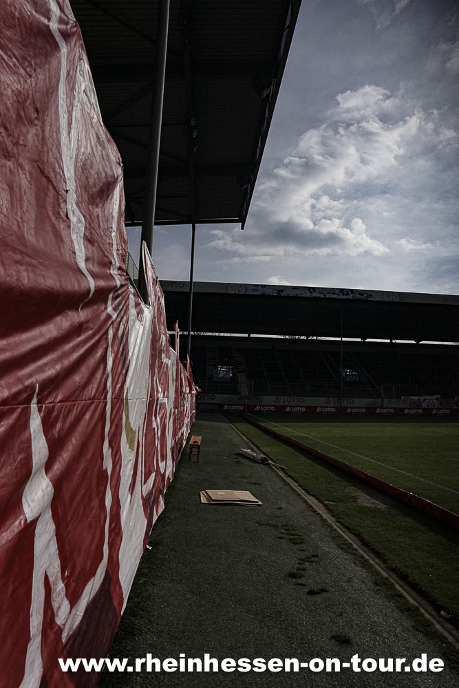 1. FSV Mainz 05 U19 – Manchester City U19 2-1 (10)