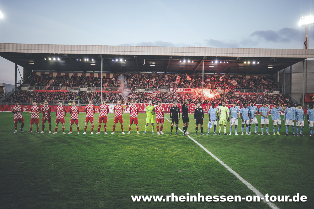 1. FSV Mainz 05 U19 – Manchester City U19 2-1 (20)