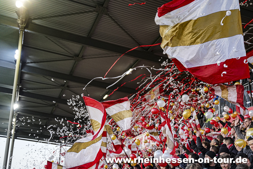 1. FSV Mainz 05 U19 – Manchester City U19 2-1 (21)