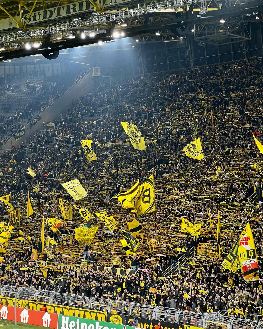 Borussia Dortmund – PSV Eindhoven 2-0 (4)