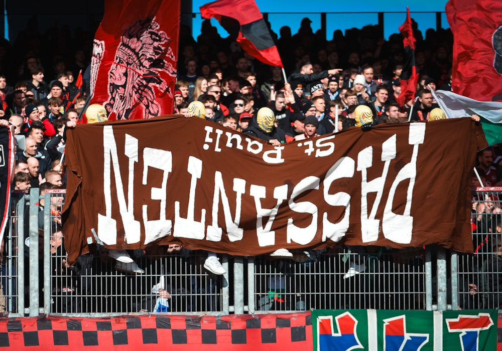 1. FC Nürnberg – FC St. Pauli 0-2 (16)