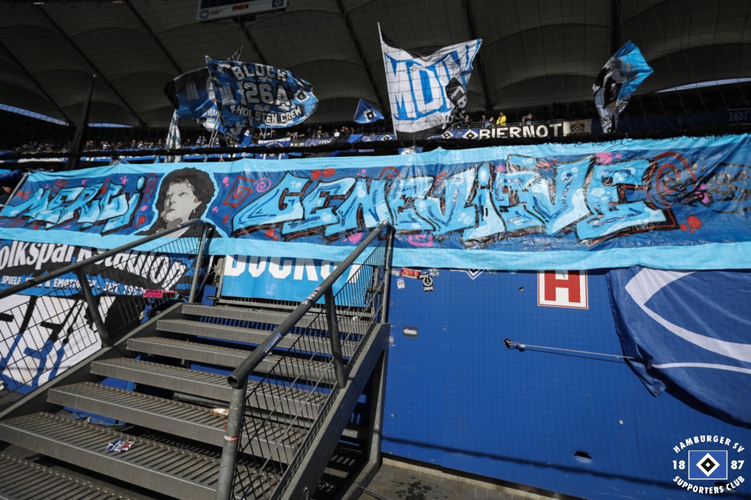 Hamburger SV – SV Wehen 3-0 (15)