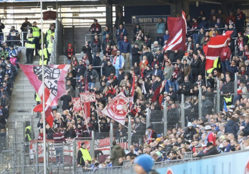 Hamburger SV – SV Wehen 3-0