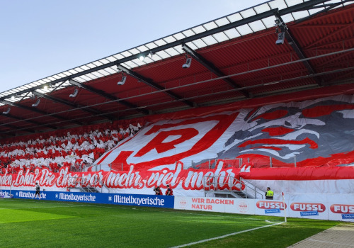 SSV Jahn Regensburg – Hallescher FC 2-0