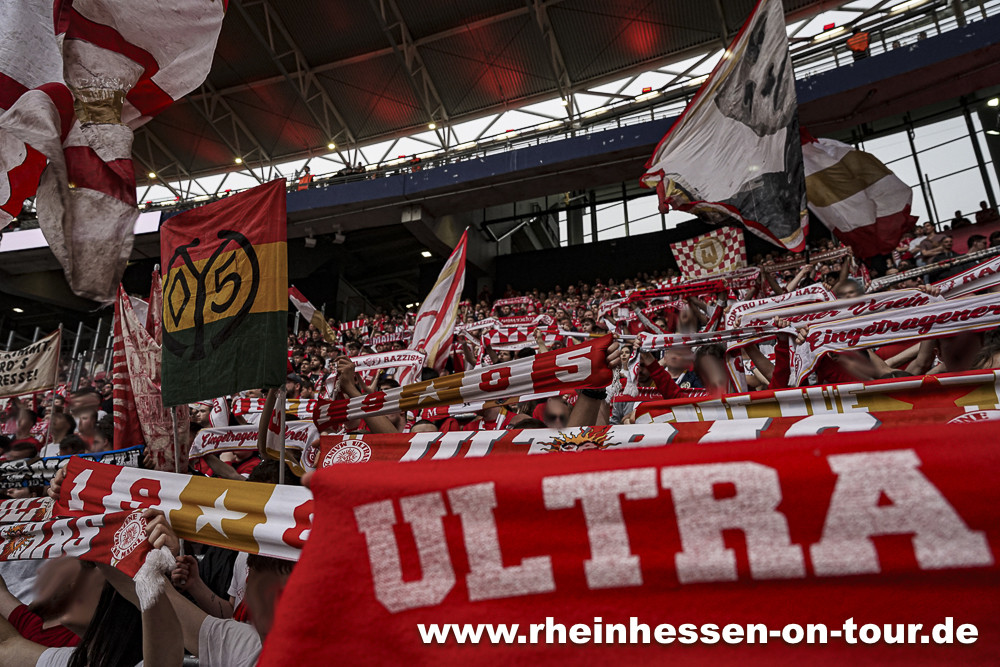 RB Leipzig – 1. FSV Mainz 05 0-0 (16)