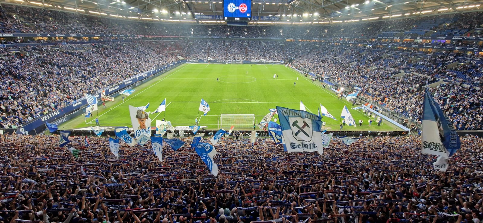 FC Schalke 04 – 1. FC Nürnberg 2-0 (18)