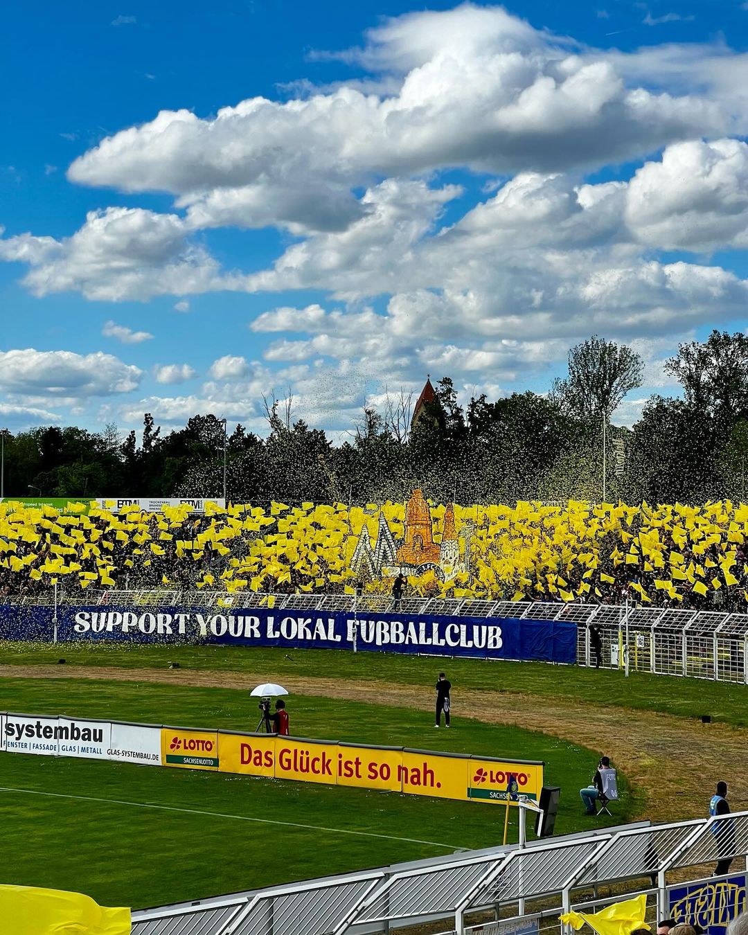 1. FC Lokomotive Leipzig – BSG Chemie Leipzig 0-2 (4)