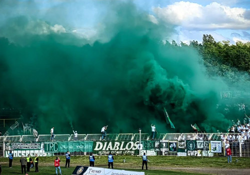 1. FC Lokomotive Leipzig – BSG Chemie Leipzig 0-2 (2)