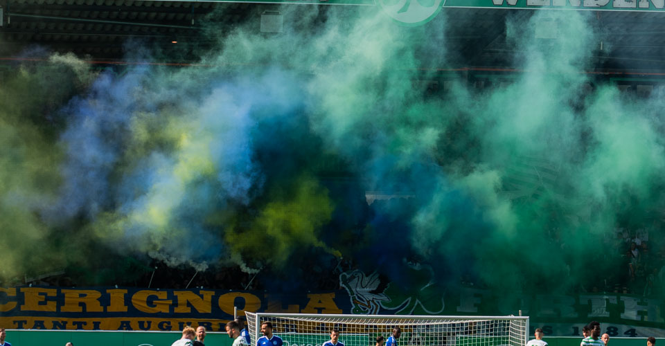 SpVgg Fürth – FC Schalke 04 2-0 (42)