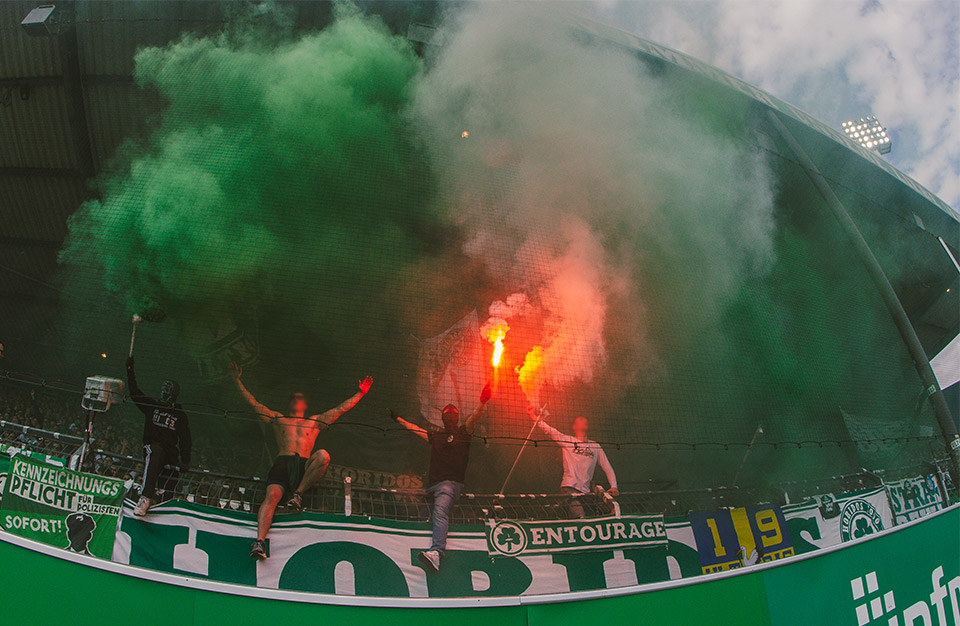 SpVgg Fürth – FC Schalke 04 2-0 (61)