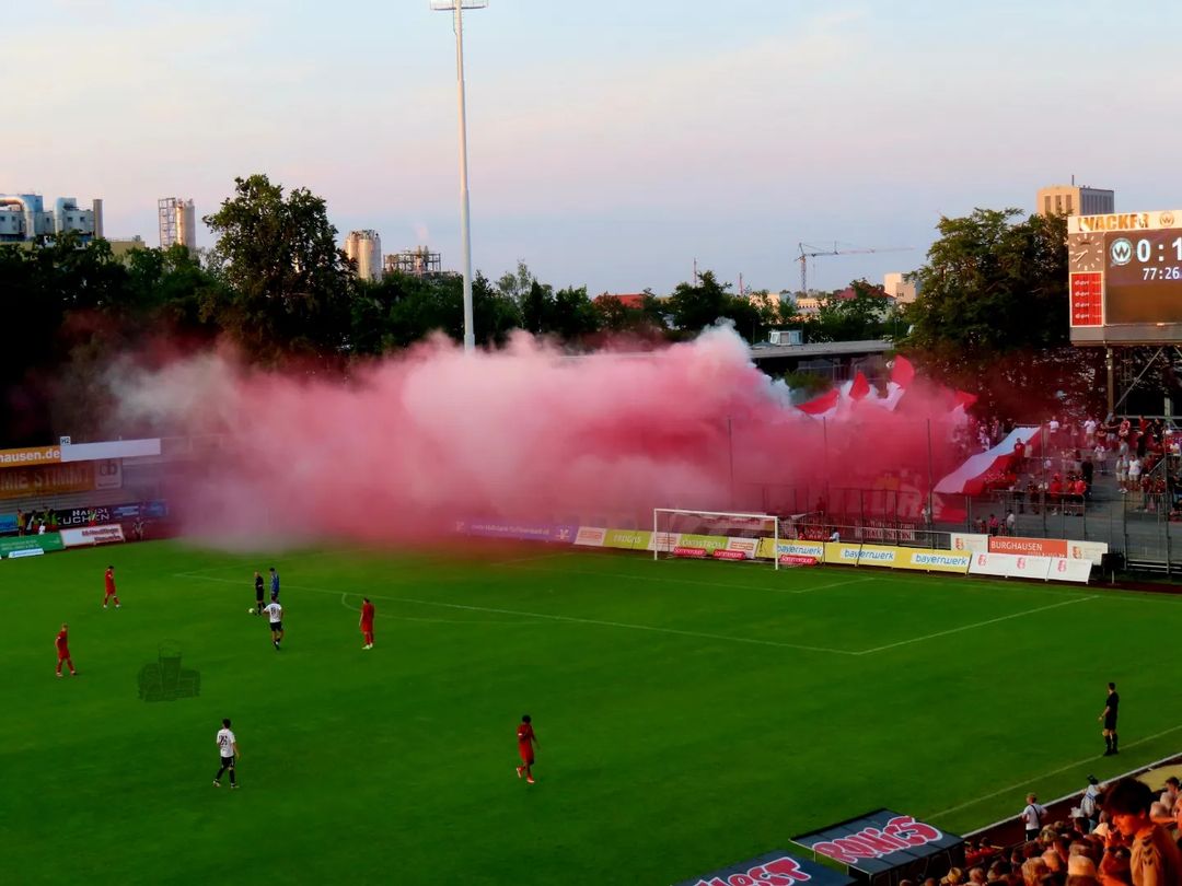 Wacker Burghausen – FC Bayern München II 0-1 (10)