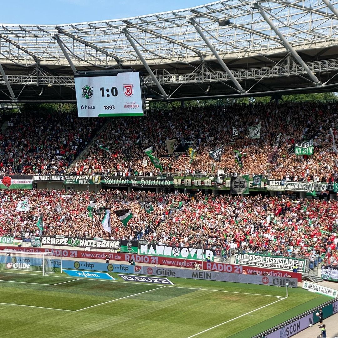 Hannover 96 – SSV Jahn Regensburg 2-0 (3)