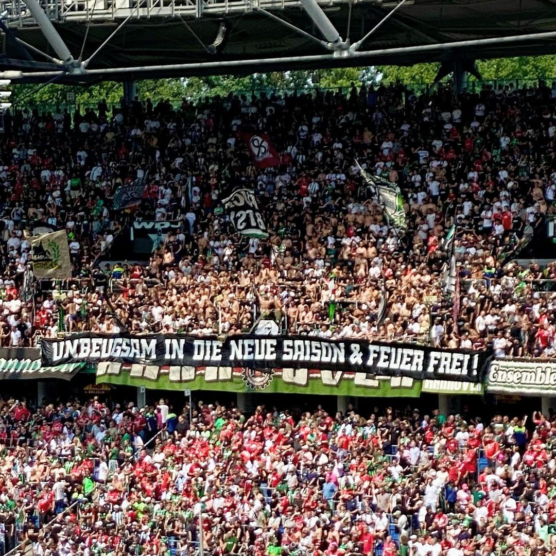 Hannover 96 – SSV Jahn Regensburg 2-0 (5)