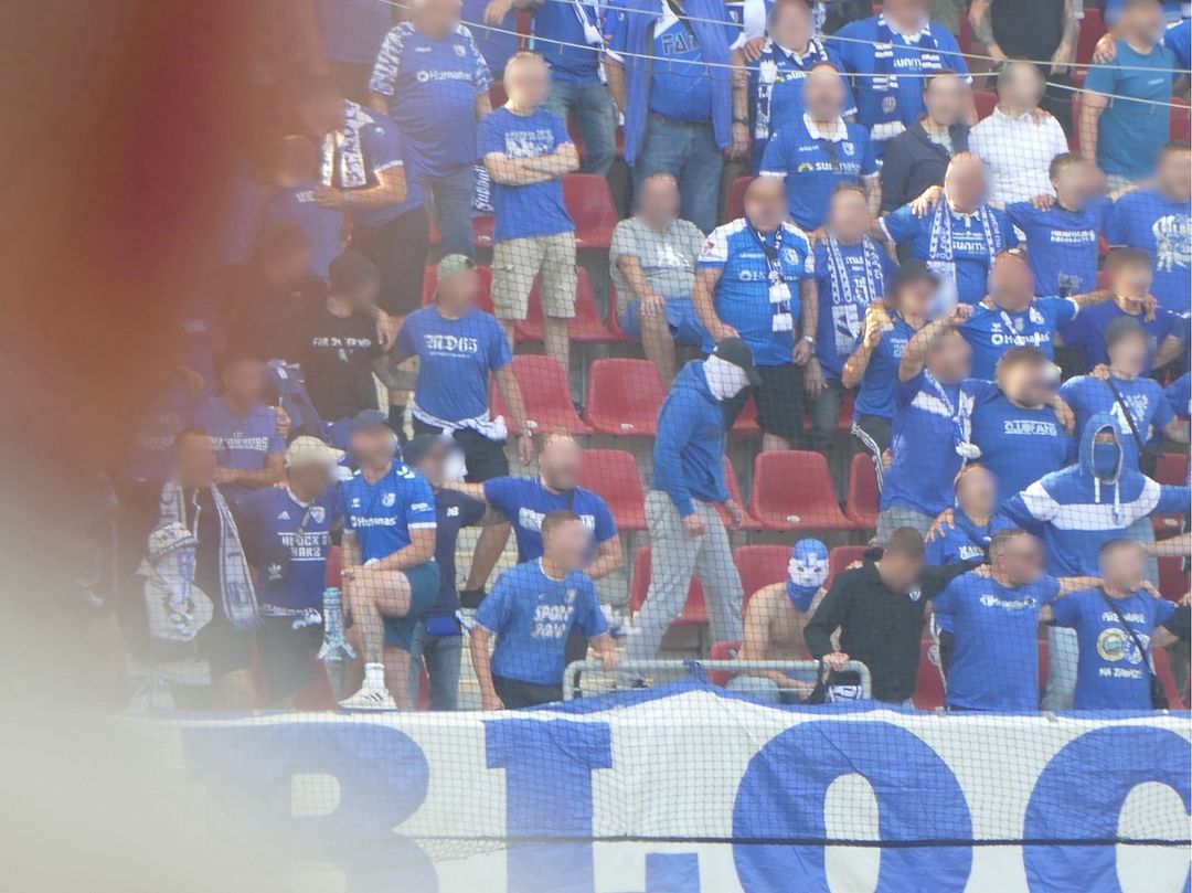 Kickers Offenbach – 1. FC Magdeburg 2-1 (9)