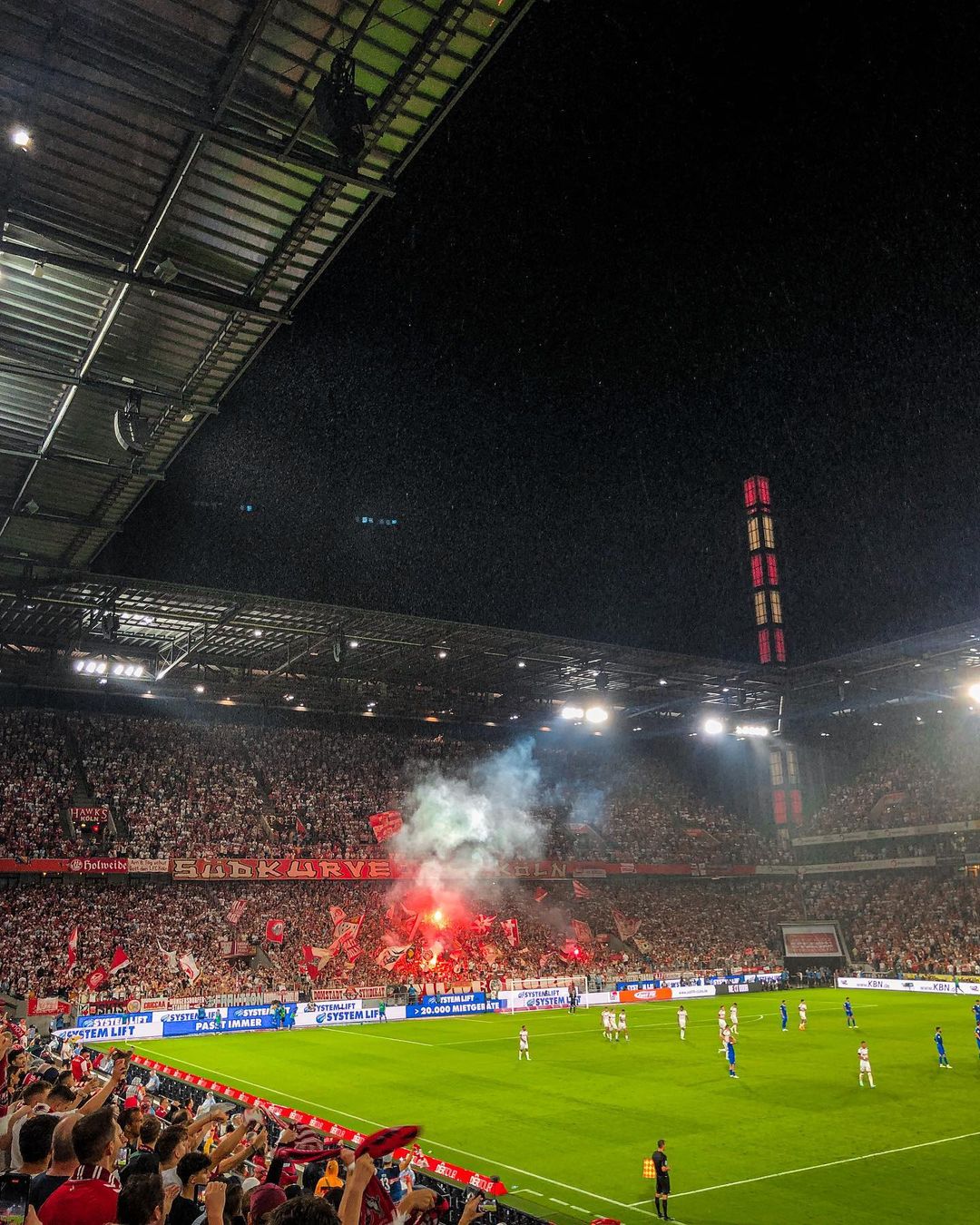1. FC Köln – Eintracht Braunschweig 5-0 (10)