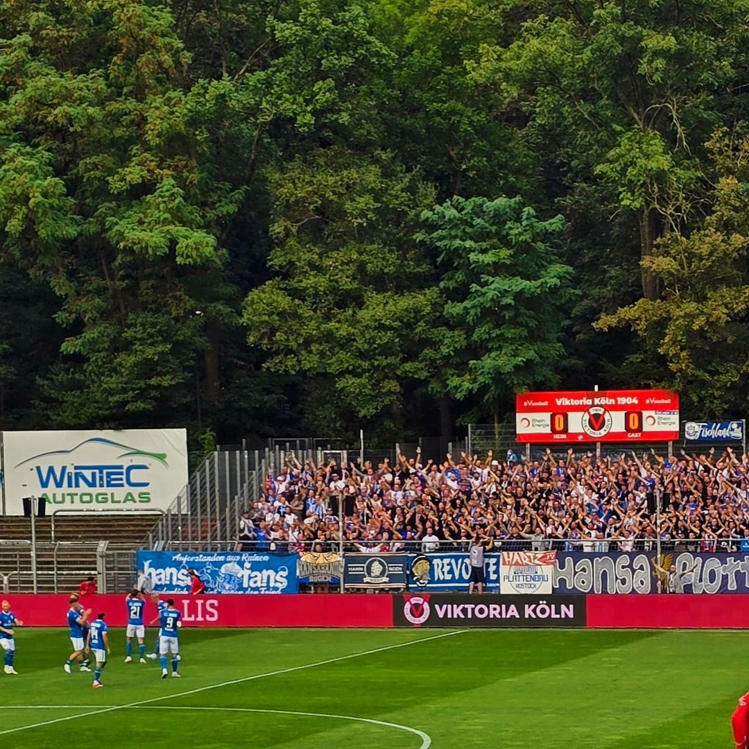 Viktoria Köln – FC Hansa Rostock 3-0 (4)