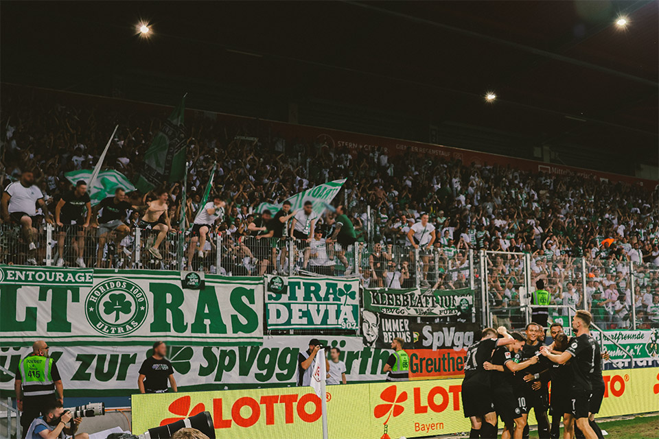 SSV Jahn Regensburg – SpVgg Fürth 0-4 (13)