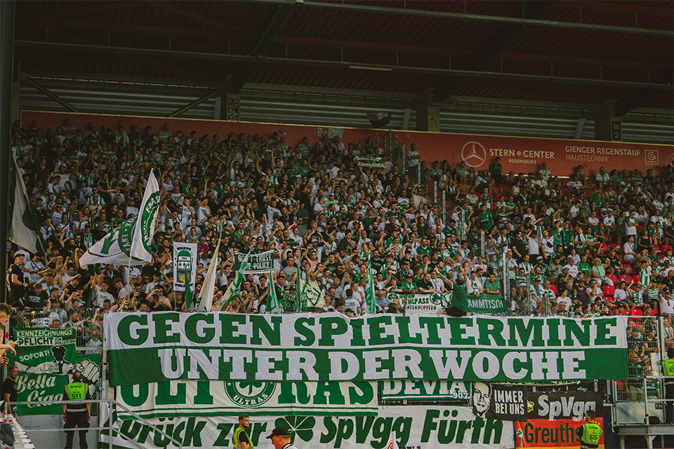 SSV Jahn Regensburg – SpVgg Fürth 0-4 (33)