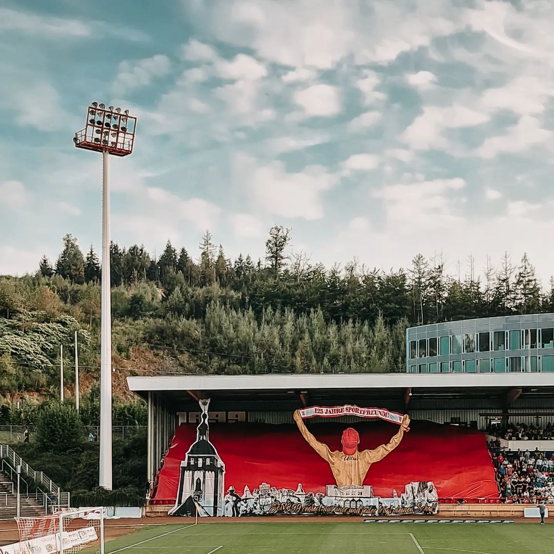 Sportfreunde Siegen – SG Finnentrop/Bamenohl 0-1
