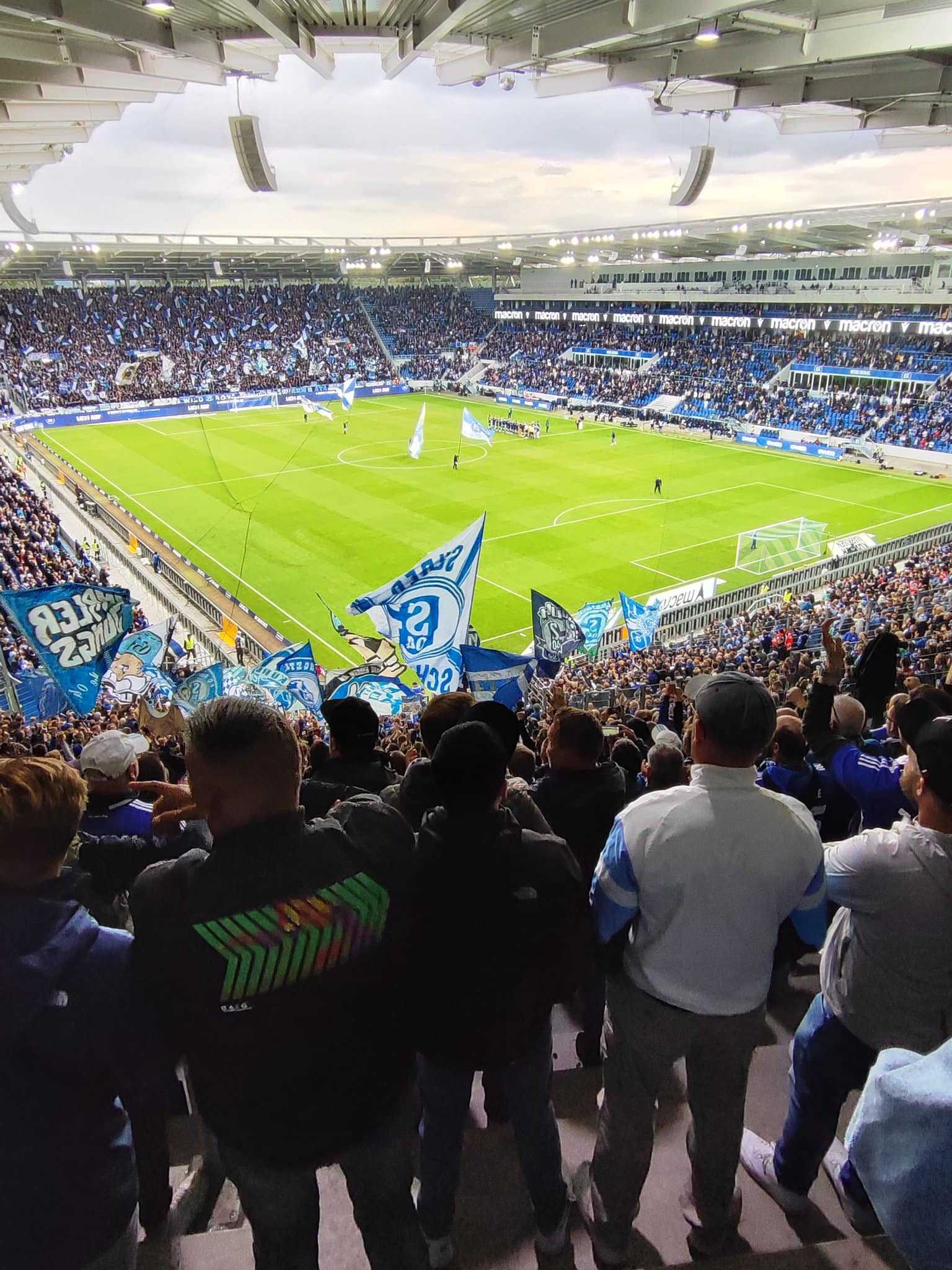 Karlsruher SC – FC Schalke 04 2-0 (4)