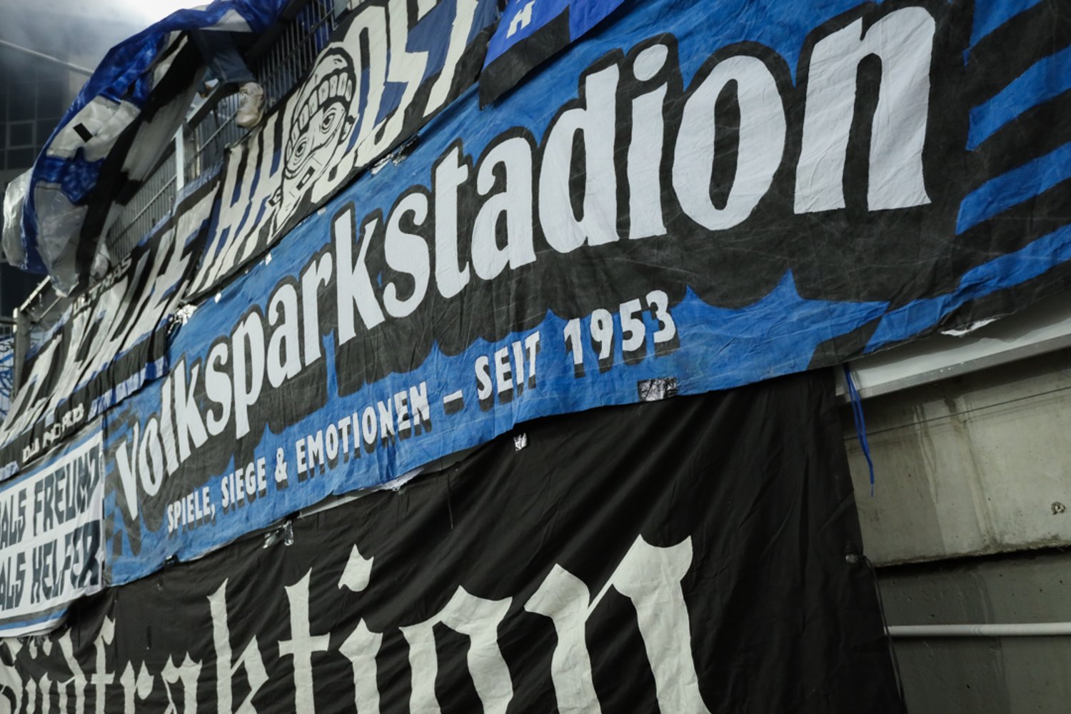 1. FC Kaiserslautern – Hamburger SV 2-2 (22)