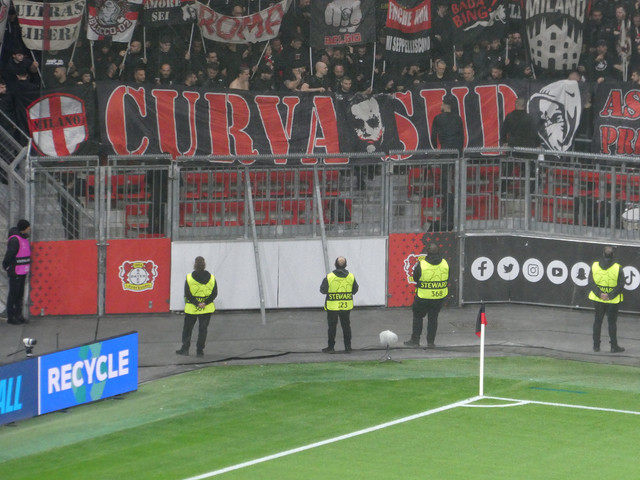 Bayer 04 Leverkusen – AC Mailand 1-0 (10)