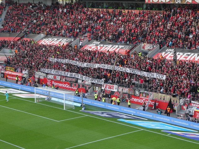 Bayer 04 Leverkusen – Eintracht Frankfurt 2-1 (17)