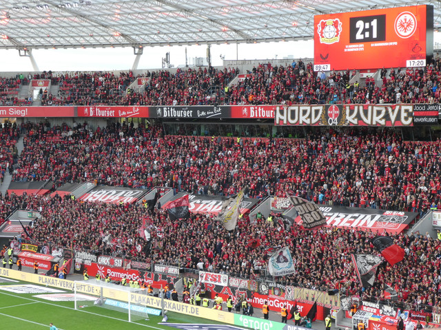 Bayer 04 Leverkusen – Eintracht Frankfurt 2-1 (25)