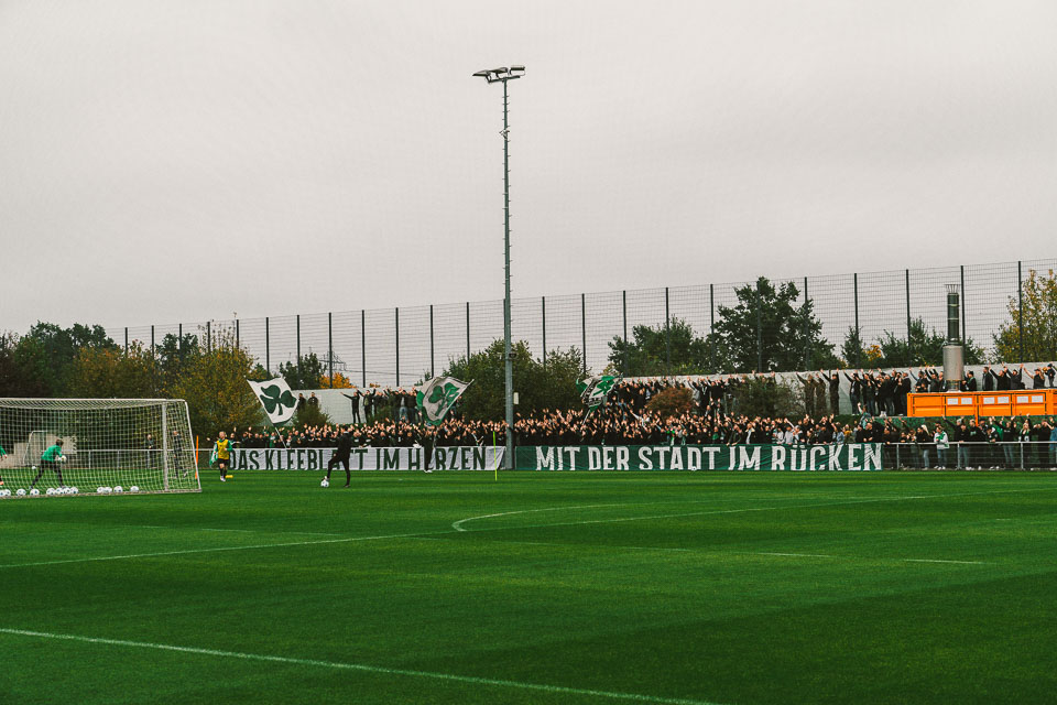 SpVgg Fürth – 1. FC Nürnberg 0-4 (15)