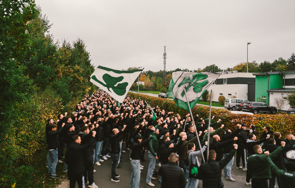 SpVgg Fürth – 1. FC Nürnberg 0-4 (17)