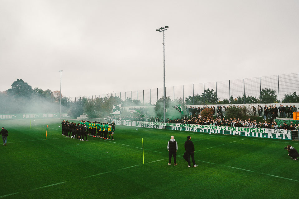 SpVgg Fürth – 1. FC Nürnberg 0-4 (22)