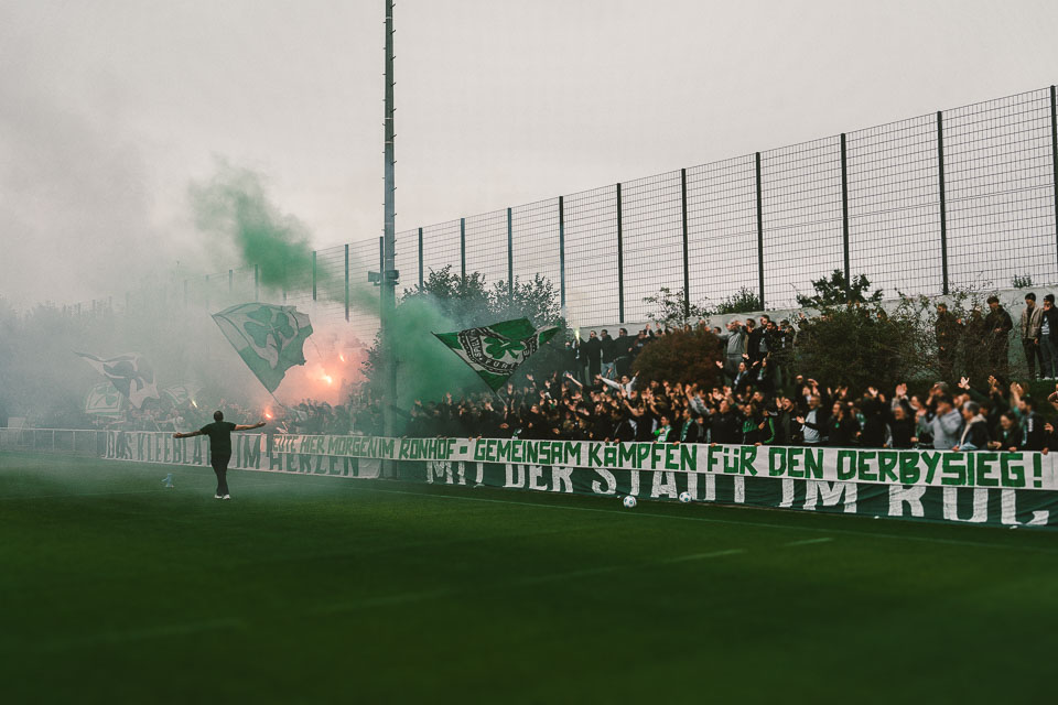 SpVgg Fürth – 1. FC Nürnberg 0-4 (29)