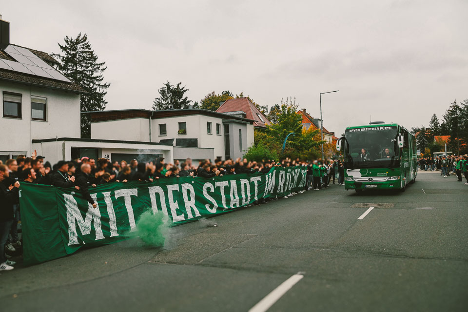 SpVgg Fürth – 1. FC Nürnberg 0-4 (42)
