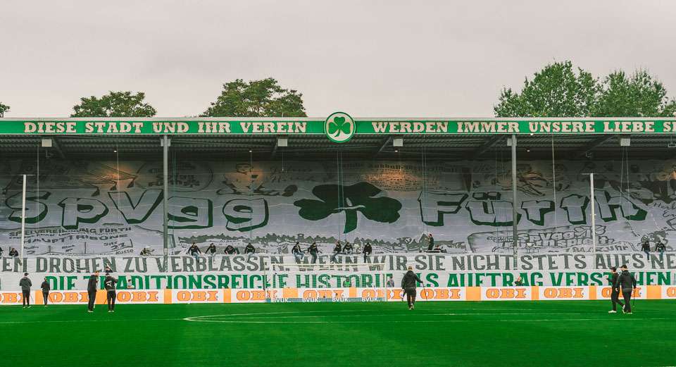 SpVgg Fürth – 1. FC Nürnberg 0-4 (55)