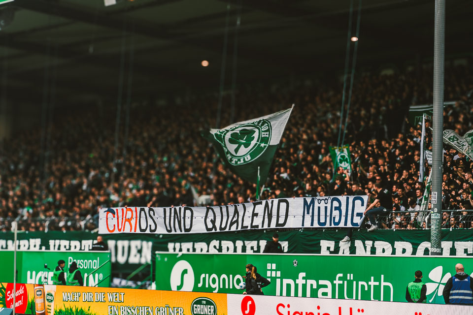 SpVgg Fürth – 1. FC Nürnberg 0-4 (71)
