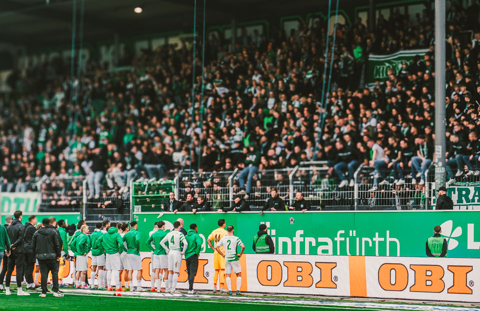 SpVgg Fürth – 1. FC Nürnberg 0-4 (81)