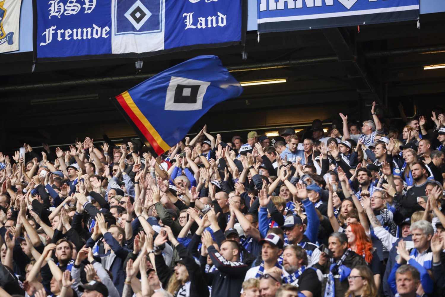 Hamburger SV – 1. FC Magdeburg 3-1 (7)