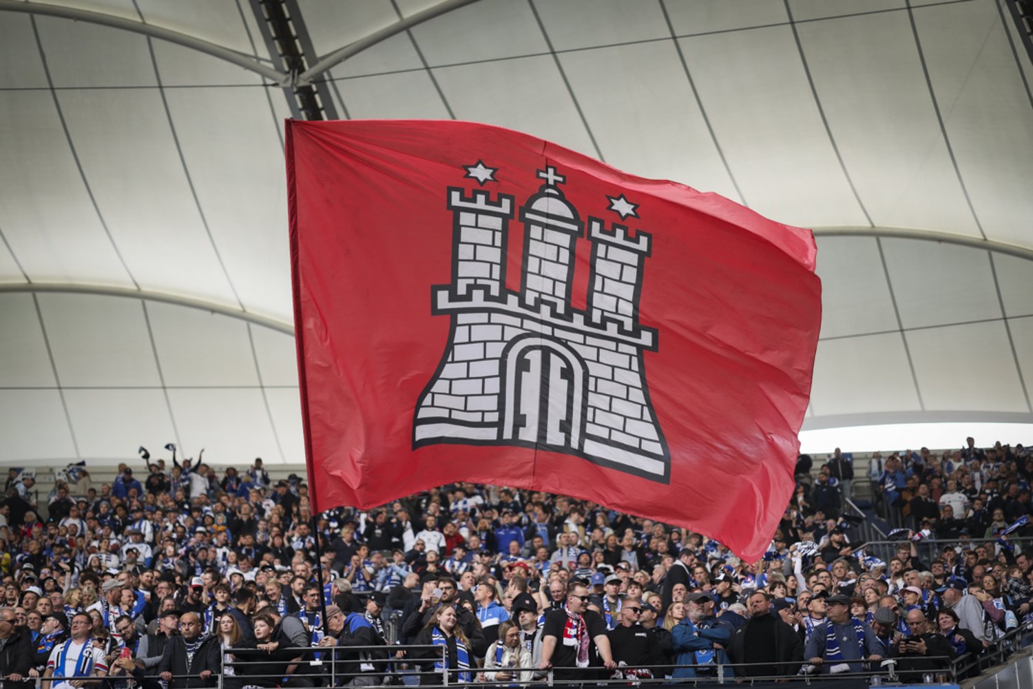 Hamburger SV – 1. FC Magdeburg 3-1 (45)