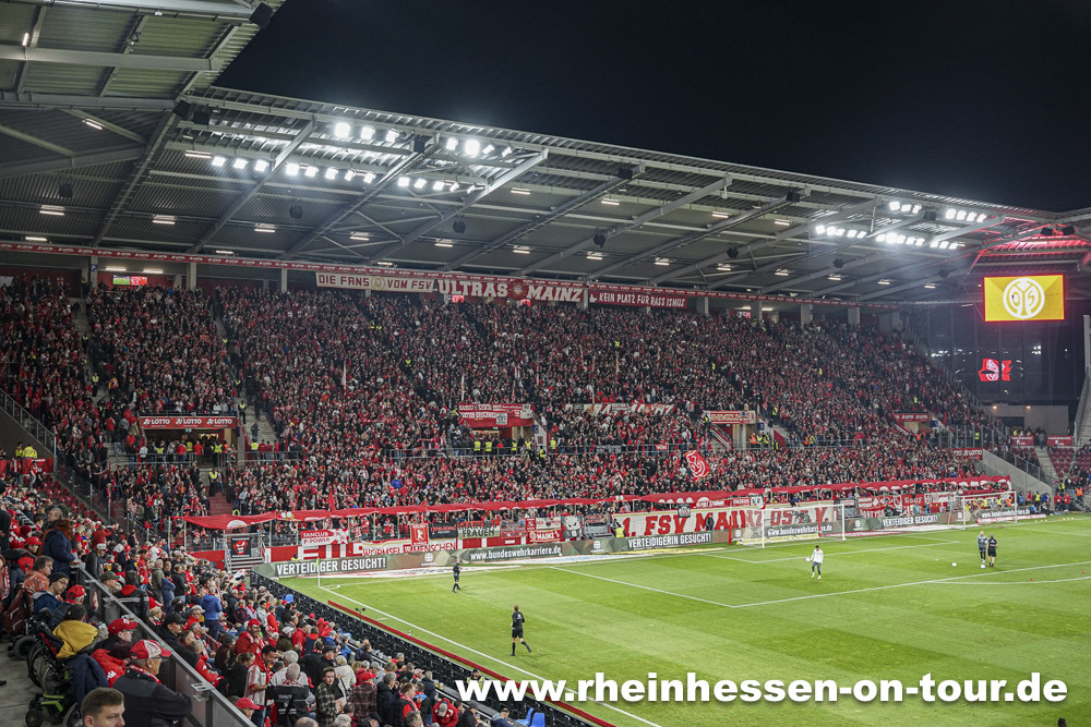 1. FSV Mainz 05 – Borussia Mönchengladbach 1-1 (3)