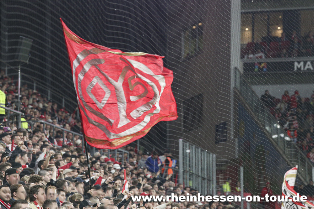1. FSV Mainz 05 – Borussia Mönchengladbach 1-1 (23)