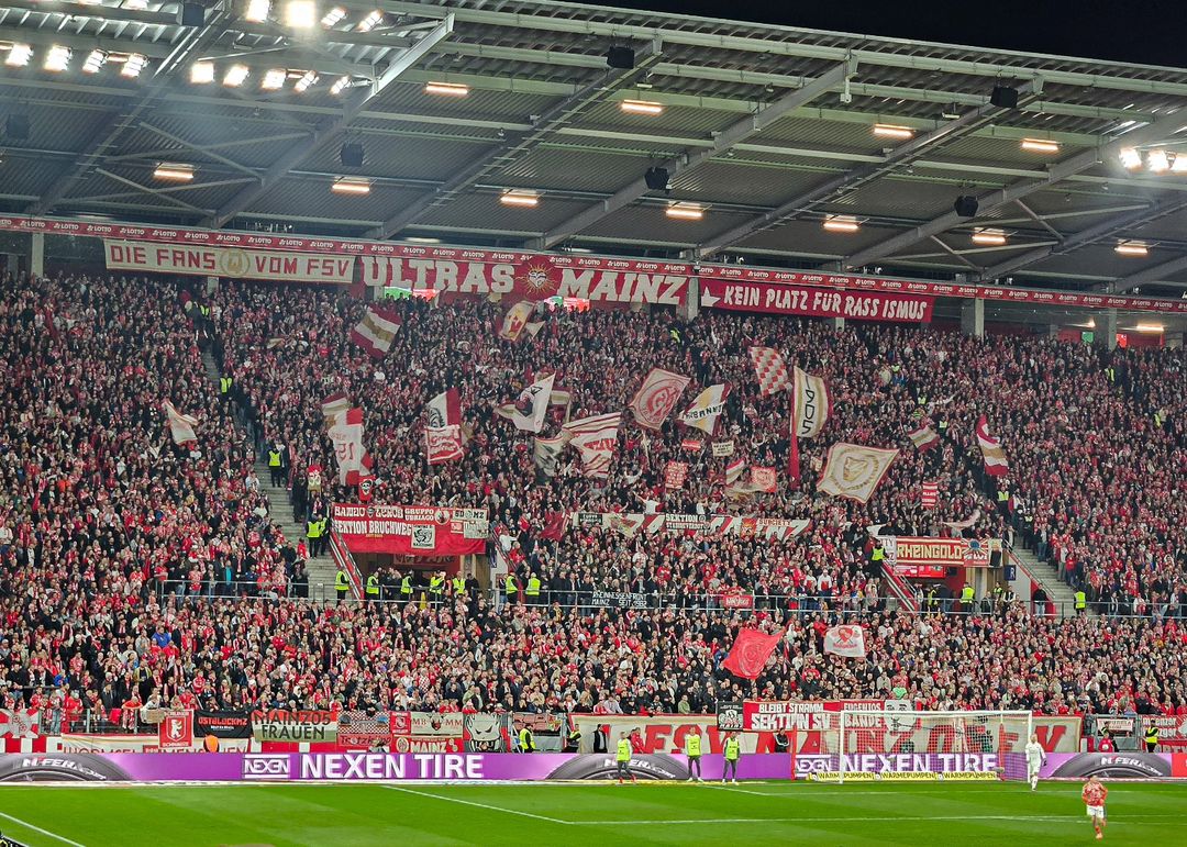 1. FSV Mainz 05 – Borussia Mönchengladbach 1-1 (29)