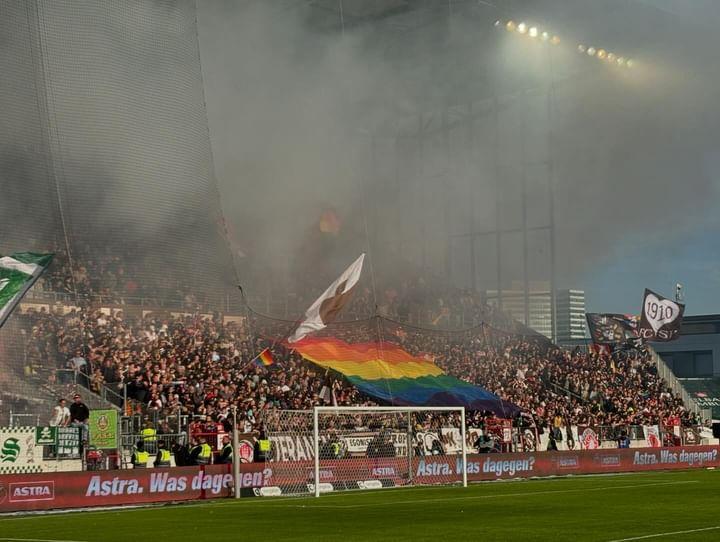 FC St. Pauli – VfL Wolfsburg (9)