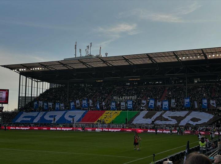 FC St. Pauli – VfL Wolfsburg (12)