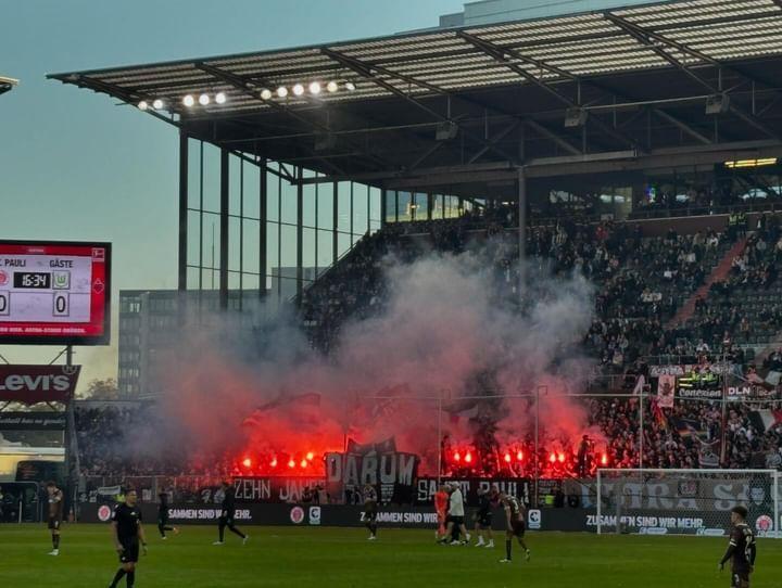 FC St. Pauli – VfL Wolfsburg (14)