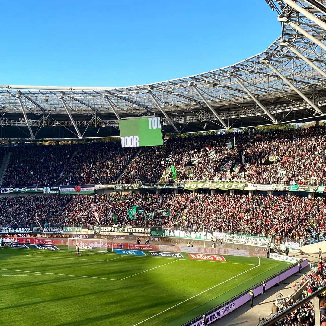 Hannover 96 – Karlsruher SC 2-1 (3)